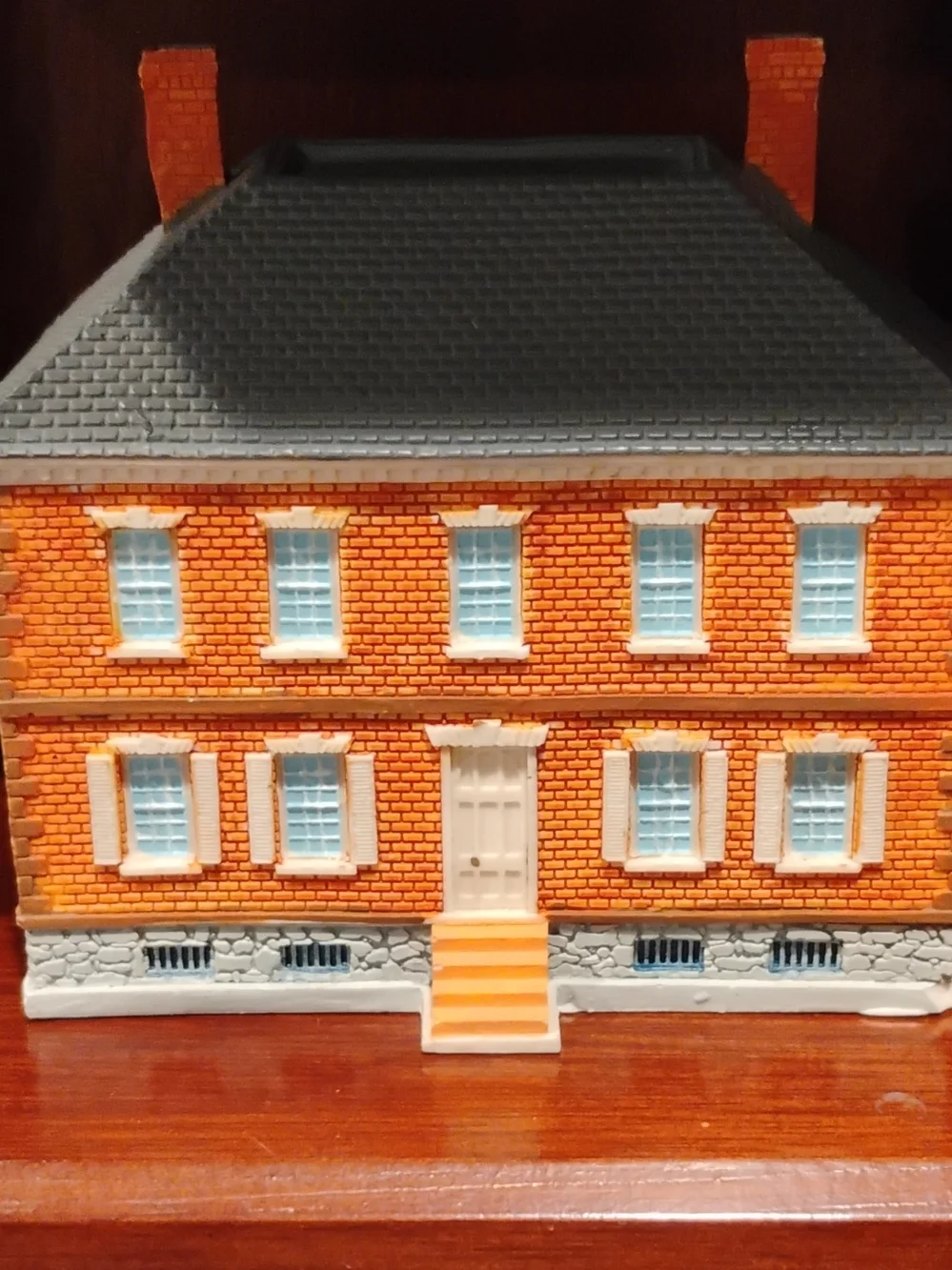 Franklin Mint 1988 Architectural Figurines And Display Shelf Collectibles
